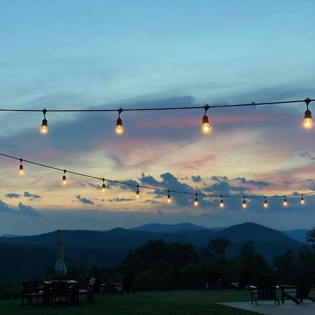 A Suite With A View + Wine Mount Airy Exterior photo